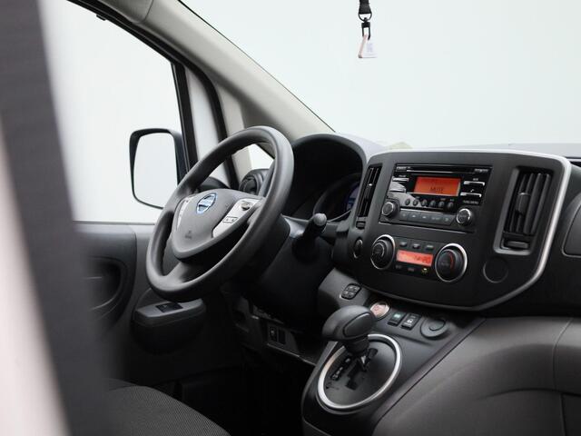 Nissan E-NV200 Optima 40 kWh 109PK Automaat | Luchtvering | Kopschot met ruit | Extra inbraakbeveiliging laadruimte | Sidebars | Opbergkasten | Rhino Pipetube | Climate Control / ECC | Trekhaak | Cruise control | Achteruitrijcamera | Dakrailing | Imperiaal rol | Schuif