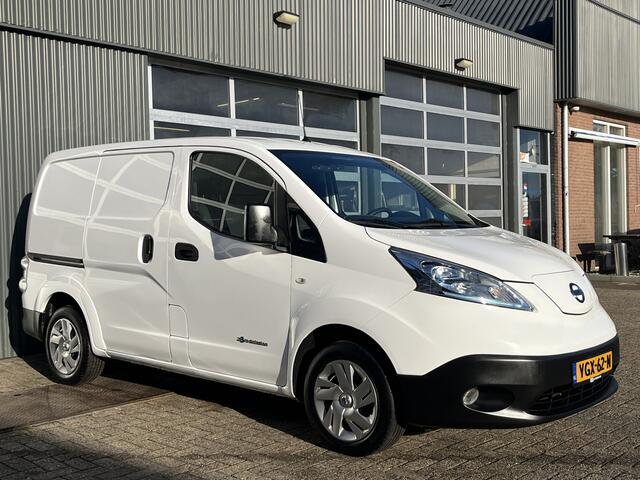 Nissan E-NV200 Visia 40 kWh Airco Telefoonverbinding 3 laadkabels Stuurwielbediening 2-Persoons