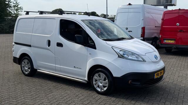 Nissan E-NV200 ZERO EMISSIE 40KWH 80KW 120PK AIRCO/ NAVIGATIE/ CRUISE CONTROL/ CAMERA/ IMPERIAAL/ 100% DEALERONDERHOUDEN
