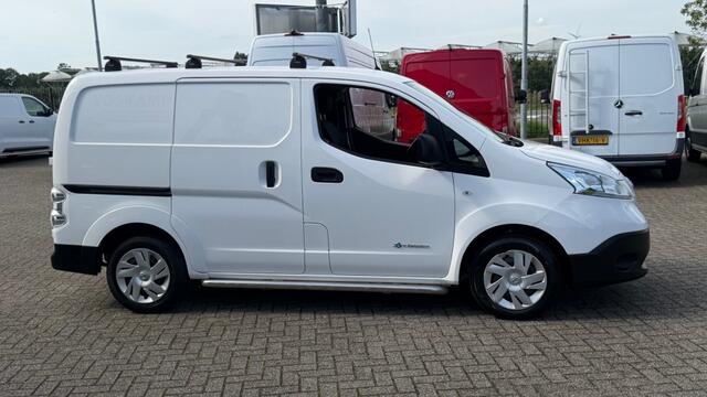 Nissan E-NV200 ZERO EMISSIE 40KWH 80KW 120PK AIRCO/ NAVIGATIE/ CRUISE CONTROL/ CAMERA/ IMPERIAAL/ 100% DEALERONDERHOUDEN