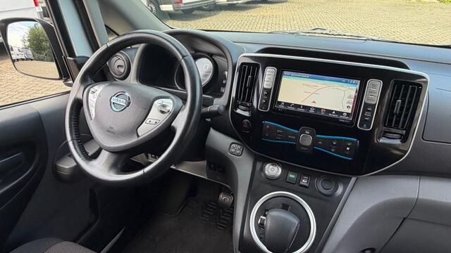 Nissan E-NV200 ZERO EMISSIE 40KWH 80KW 120PK AIRCO/ NAVIGATIE/ CRUISE CONTROL/ CAMERA/ IMPERIAAL/ 100% DEALERONDERHOUDEN