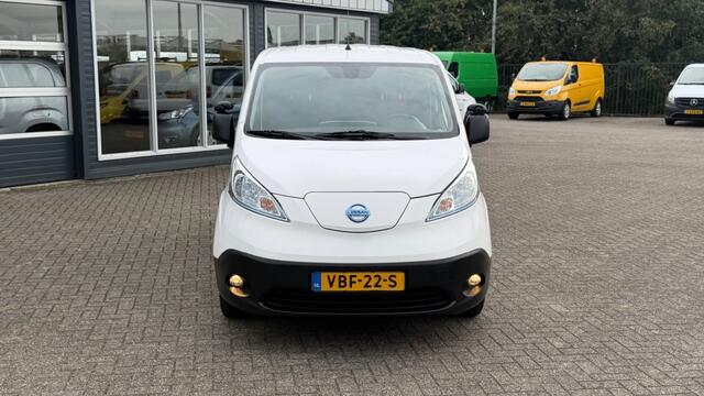 Nissan E-NV200 ZERO EMISSIE 40KWH 80KW 120PK AIRCO/ NAVIGATIE/ CRUISE CONTROL/ CAMERA/ IMPERIAAL/ 100% DEALERONDERHOUDEN – foto 2