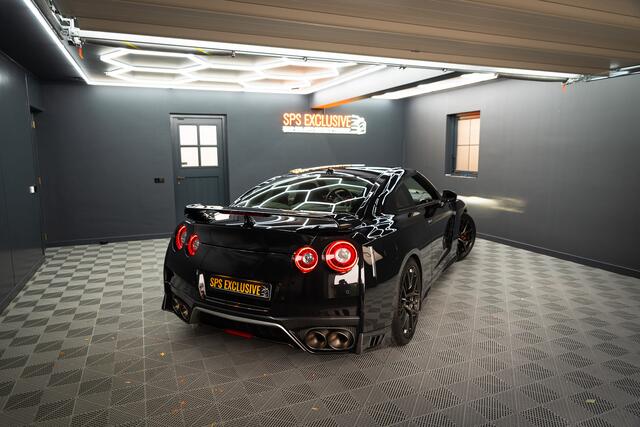 Nissan GT-R 3.8 V6 Black Edition / 1e lak / Bose / Recaro / O.Historie