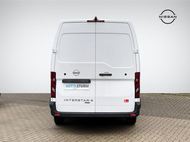 Nissan INTERSTAR Interstar-e L2H2 Limited 87 kWh