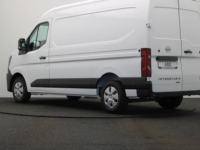 Nissan INTERSTAR Interstar-e Limited 87 kWh | 7" TFT kleuren instrumentenpaneel | Achteruitrijcamera | Cruise control met snelheidsbegrenzer