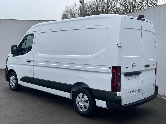 Nissan INTERSTAR -e L2H2 Limited 87 kWh / Apple Carplay-Android Auto / Achteruitrijcamera / Cruise control / Trekhaak (Trekgewicht 1500kg)