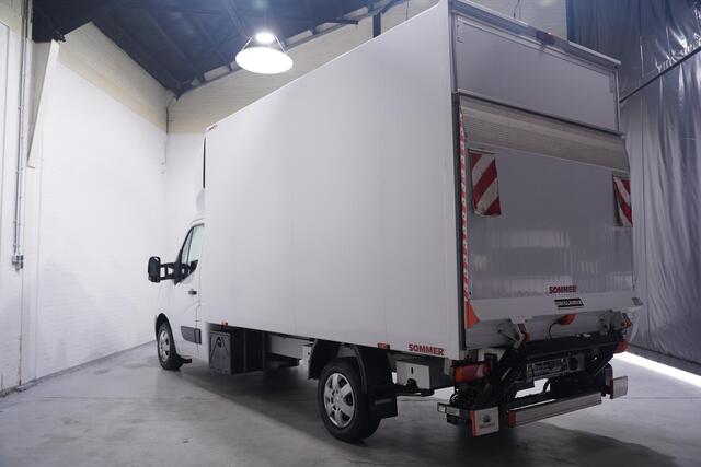 Nissan INTERSTAR 2.3 DCi 163 pk Bakwagen met Laadklep Navi, Airco Apple Carplay, Dakspoiler, Cruise Control, LxBxH 408x205x220 cm
