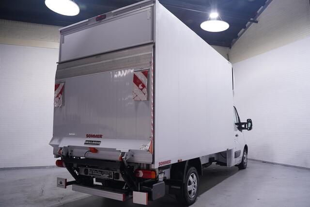 Nissan INTERSTAR 2.3 DCi 165 pk Bakwagen met Laadklep Airco, Apple Carplay, Camera, Cruise Control, 3-Zits