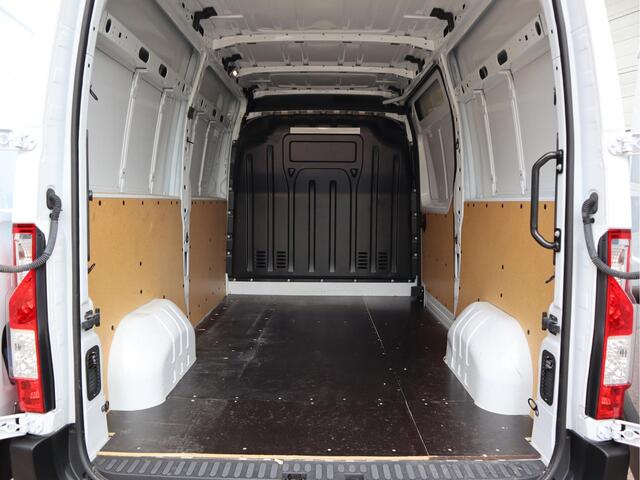Nissan INTERSTAR 2.3 dCi 150pk Euro 6 - L2H2 - Imperiaal - Cruise - Camera - Airco