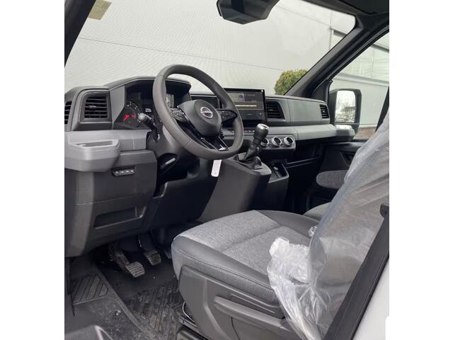 Nissan INTERSTAR 2.3 dCi L3H2 Tekna