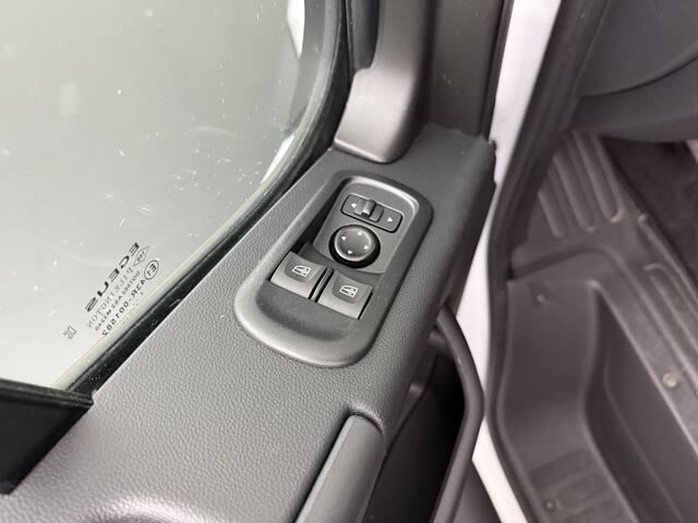 Nissan INTERSTAR 2.3DCI 165PK Dubbellucht Bakwagen+Laadklep | Dakspoiler | Airco | Cruise | 3-Zits – foto 8