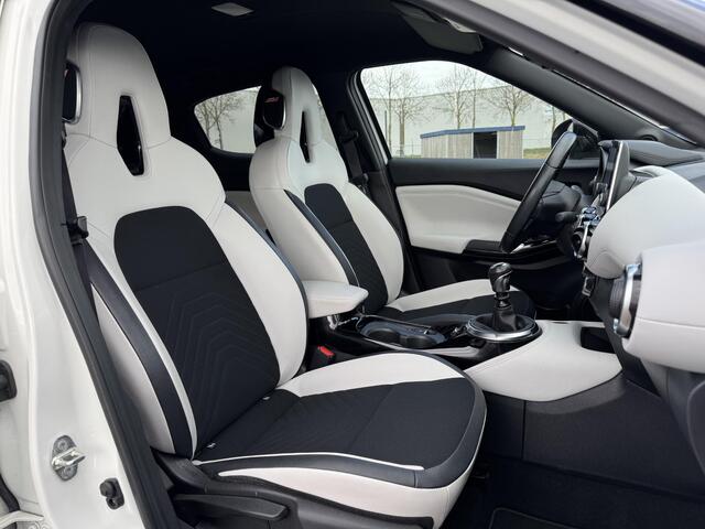 Nissan JUKE 1.0 DIG-T N-Design Interior Pack 'Chic White' | Navigatie | Camera | Apple Carplay/Android Auto | Stoelverwarming | BOSE Audio | 19'' Velgen | Rijklaarprijs!