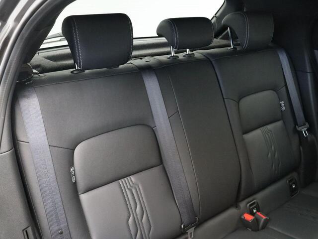 Nissan JUKE 1.6 Hybrid Tekna | Lederen bekleding | BOSE audio | 360-graden camera |