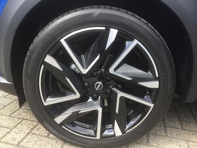 Nissan JUKE 1.6 Hybrid 143 N-Design 2-TONE Tech+Cold-pack