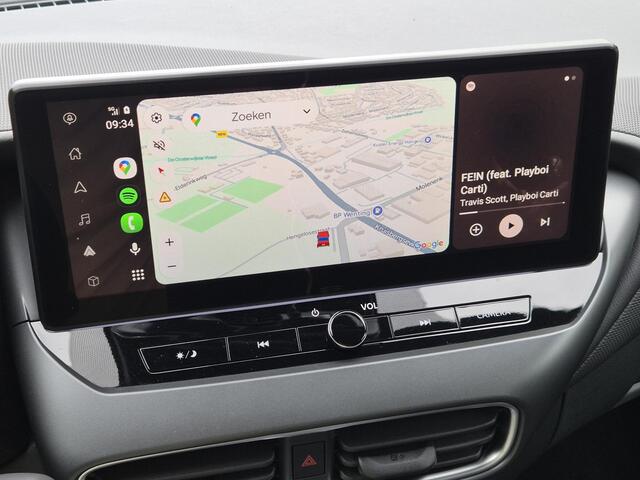 Nissan JUKE 1.0 DIG-T N-Connecta Handgeschakeld / Cold pack / Allseason banden / Apple Carplay Android Auto / Stuur-, Stoel en Voorruitverwarming / Achteruitrijcamera / Cruise control / Draadloze telefoon lader /