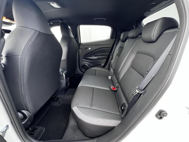 Nissan JUKE 1.0 DIG-T N-Connecta DCT Automaat / Trekgewicht 1.250 kg / Cold pack / Stuur-, Stoel en voorruitverwarming / Navigatie / Apple Carplay Android Auto / Achteruitrijcamera / Climate control / 17" LM wielen