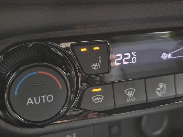 Nissan JUKE 1.0 DIG-T DCT Automaat N-Connecta / Cold pack / Allseason banden / Apple Carplay Android Auto / Cruise control / Achteruitrijcamera / Stuur-, Stoel en voorruitverwarming / Navigatie / Keyless Entry/Start / Climate control /