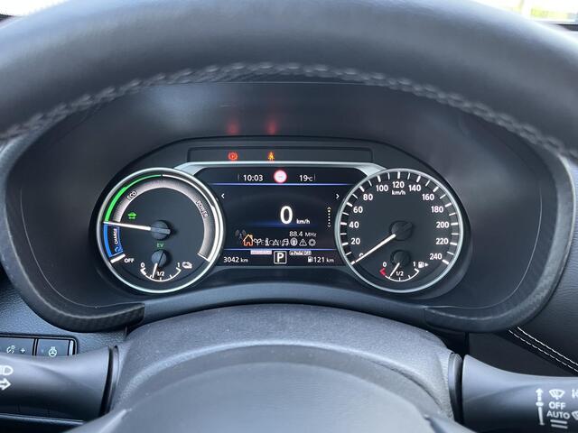 Nissan JUKE 1.6 Hybrid Business Design | Navi/Clima/Cruise/Camera/Voorruit+Stuur+Stoelverwarming/Apple CarPlay-Android Auto