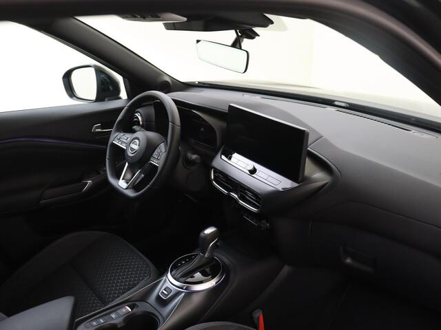 Nissan JUKE 1.6 Hybrid N-Connecta | Parelmoer | Navi | Carplay/Android auto | Digitale infotainment | 18" velgen | LED | Clima