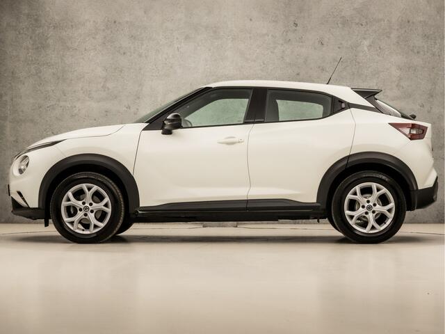 Nissan JUKE 1.0 DIG-T Acenta Sport (APPLE CARPLAY, GROOT NAVI, CAMERA, GETINT GLAS, LM VELGEN, LED KOPLAMPEN, SPORTSTOELEN, CRUISE, ZWART HEMEL, NIEUWE APK, NIEUWSTAAT)