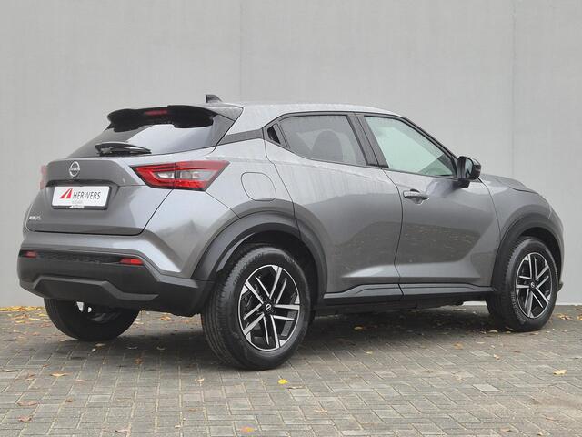 Nissan JUKE 1.0 DIG-T N-Connecta Automaat / Cold Pack / Apple Carplay Android Auto / Stuur-, Stoel en Voorruitverwarming / Achteruitrijcamera / Cruise control / Keyless Entry/Start / Draadloze telefoon lader / Climate control /