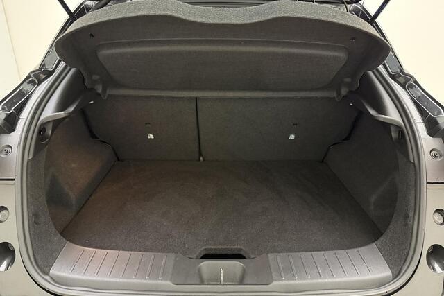 Nissan JUKE 1.0 DIG-T N-Connecta Navigatie | Trekhaak | Climate control | Extra getint glas | Lichtmetalen velgen | Keyless | Bluetooth | Cruise control