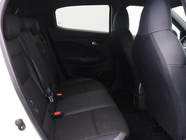 Nissan JUKE 1.6 Hybrid N-Connecta | Apple Carplay/Android Auto | Climate Control | Achteruitrijcamera | Keyless Entry |