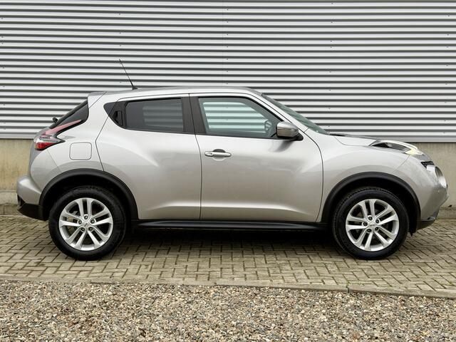 Nissan JUKE 1.6 N-Connecta Automaat [ Fm navi,camera,ecc,cruise,lmv ]