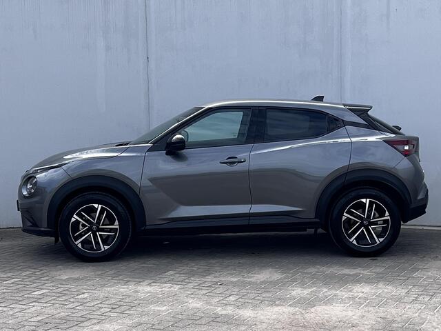Nissan JUKE 1.0 DIG-T N-Connecta Automaat / Dealer onderhouden / Stuur-, stoel- en voorruitverwarming / Camera / Navigatie / Apple Carplay Android Auto / 17" LM wielen /