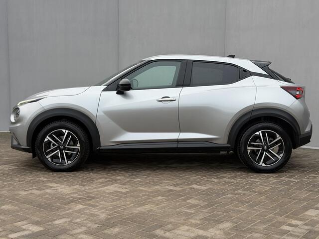 Nissan JUKE 1.0 DIG-T N-Connecta DCT Automaat / Fabrieksgarantie tot 03-2028 / Navigatie / Camera / Stoel & Stuurwielverwarming / Apple Carplay & Android Auto / Cruise Control / Keyless / All Season Banden / DAB / LED /
