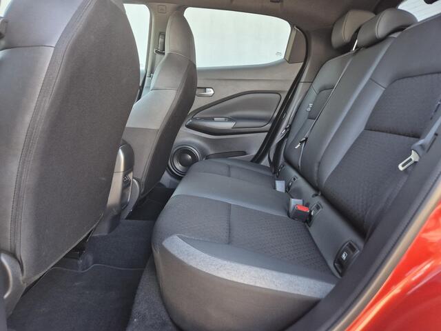 Nissan JUKE 1.6 Hybrid N-Connecta Automaat / Fabrieksgarantie tot 05-2028 / Cold Pack / Achteruitrijcamera / Apple Carplay Android Auto / Keyless Entry/Start / Cruise control / Parkeersensoren voor en achter / Draadloze telefoon lader /