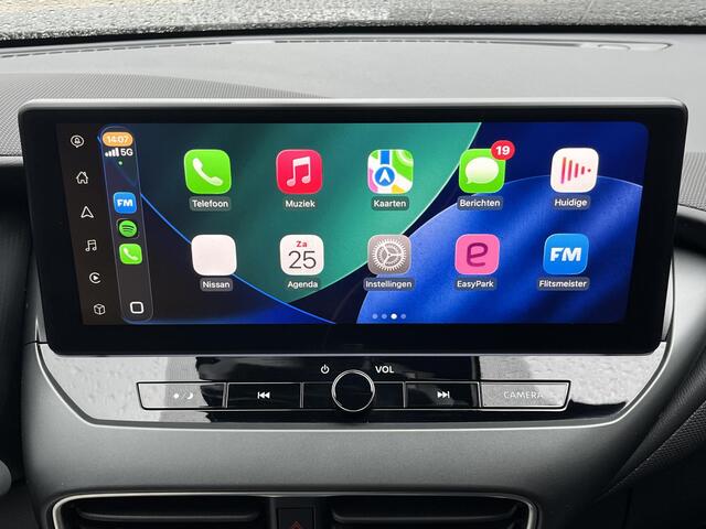 Nissan JUKE 1.0 DIG-T N-Connecta / Fabrieksgarantie tot 07-03-2028 / Achteruitrijcamera / Apple Carplay & Android Auto / Keyless Entry & Start / Navigatie full map / Cruise- en Climate Control / Stuur- en Stoelverwarming / Parkeersensoren voor en achter