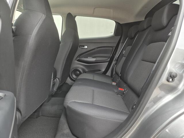 Nissan JUKE 1.6 Hybrid N-Connecta / Fabrieksgarantie tot 05-2028<100.000 / Navigatie via Apple Carplay of Android Auto / Achteruitrijcamera / Cruise control / Parkeersensoren achter / Elektrische ramen voor en achter / Climate control /