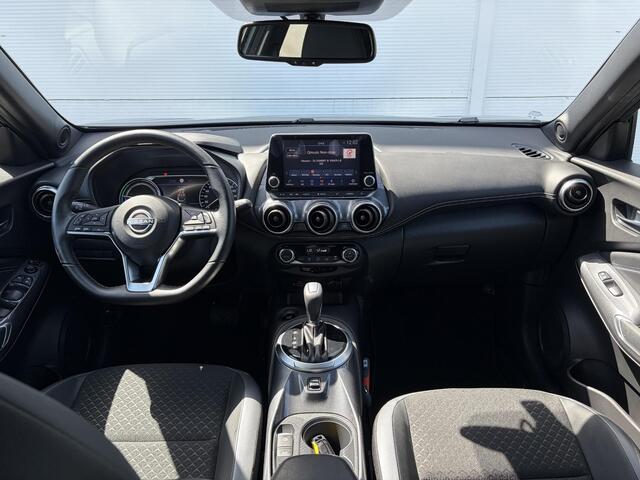 Nissan JUKE 1.6 Hybrid N-Connecta / Apple Carplay/Android Auto / Lichtmetalen velgen 17" /