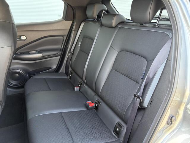 Nissan JUKE 1.6 Hybrid N-Connecta / Apple Carplay/Android Auto / Lichtmetalen velgen 17" /