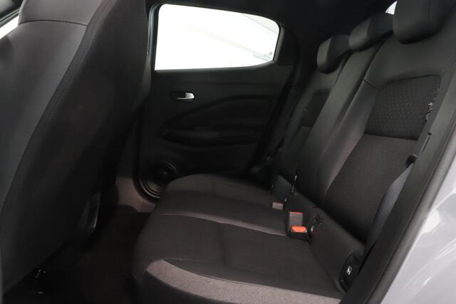 Nissan JUKE 1.6 Hybrid N-Connecta | Camera | Cold Pack | Climate control | Navigatie | LED koplampen | all season banden |
