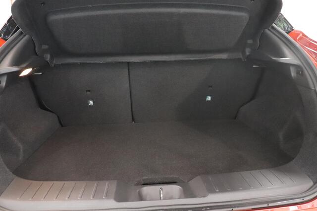 Nissan JUKE 1.0 DIG-T Premiere Edition | Camera | Trekhaak | Stoelverwarming | Navigatie | LED | AppleCarplay |
