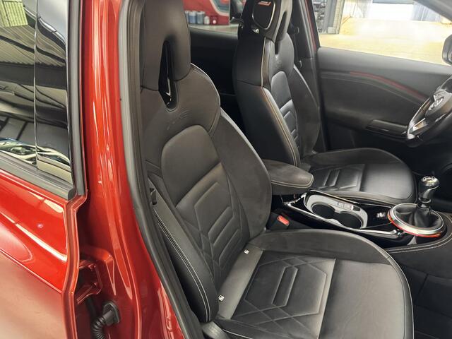 Nissan JUKE 1.0 DIG-T N-Design / Dealer Onderhouden / Navigatie / Leder/Alcantara Bekleding / Trekhaak / Bose Personal Audio / Cruise Control / Camera / Climate Control / Stoelverwarming /