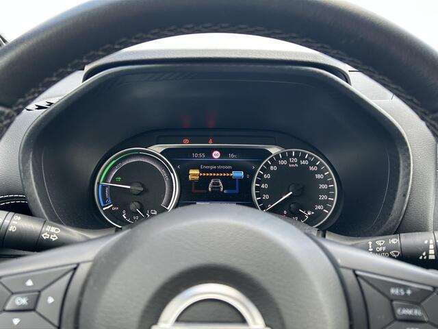 Nissan JUKE 1.6 Hybrid N-Design / Automaat / Apple Carplay / Navigatie / Telefoon / Camera / Climate Control / Dealer onderhouden.