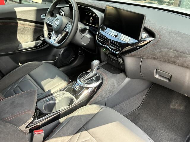 Nissan JUKE 1.6 Hybrid Redline Edition NIEUW UIT VOORRAAD LEVERBAAR | Parkeersensoren voor- en achter | Lederen bekleding | Stoelverwarming | Adaptieve Cruise Control | Stuur- en voorruitverwarming | Navigatiesysteem | Redline Edition | 10 jaar fabrieksgarantie