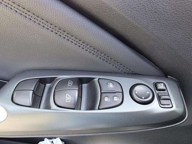 Nissan JUKE 1.6 Hybrid N-Connecta