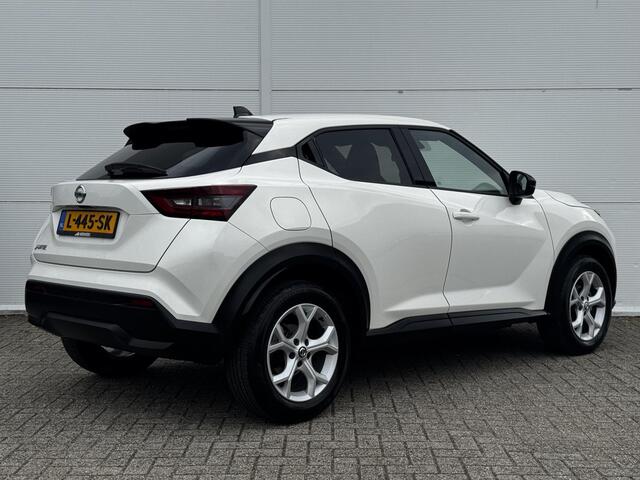 Nissan JUKE 1.0 DIG-T N-Connecta / Navigatie via Apple Carplay of Android Auto / Achteruitrijcamera / Cruise control / Parkeersensoren achter / Climate control / Keyless Entry/Start /