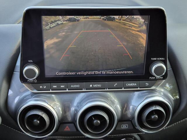 Nissan JUKE 1.6 Hybrid N-Connecta / Fabrieksgarantie tot 03-2027 / Dealer onderhouden / Cruise control / Navigatie via Apple Carplay Android Auto / Achteruitrijcamera / Parkeersensoren voor en achter / Climate control / Keyless Entry/Start /