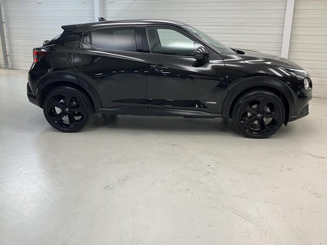Nissan JUKE 1.6 Hybrid Tekna / Dealer Onderhouden / Apple CarPlay/Android Auto / Lederen bekleding / 19 Inch Wielen / Bose Audio / 360 Graden Camera / Adaptive Cruise Control / Climate Control / Dodehoek Detectie /