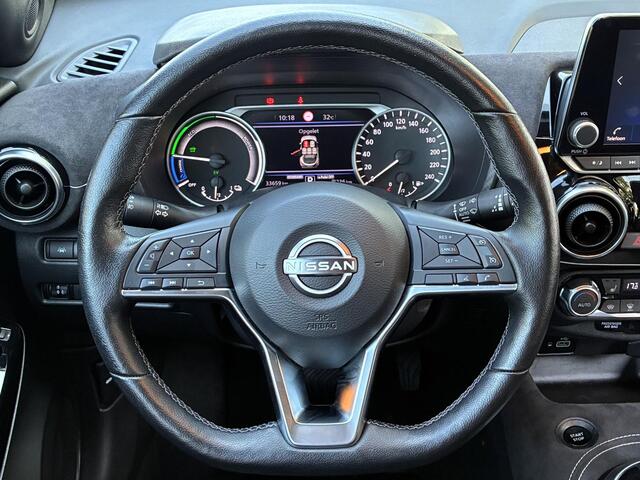 Nissan JUKE 1.6 Hybrid N-Design / Alcantara/Lederen bekleding/ Cold Pack / Achteruitrijcamera / Cruise Control / Navigatie d.m.v. Apple Carplay/Android Auto /