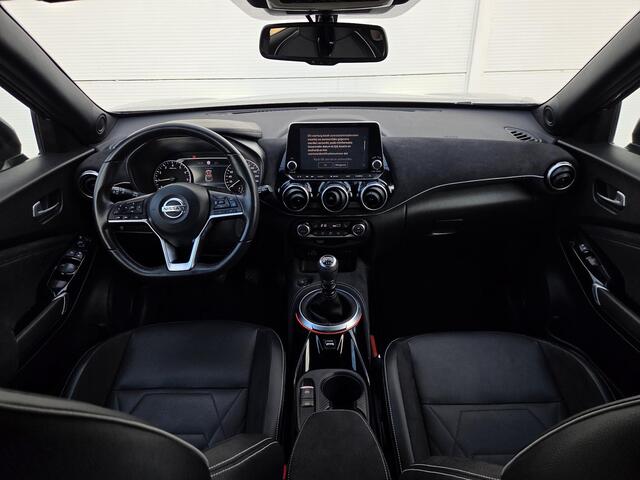 Nissan JUKE 1.0 DIG-T N-Design / Navigatie / Leder/Alcantara Bekleding / Trekhaak / Bose Personal Audio / Cruise Control / Camera / Climate Control / Stoelverwarming /