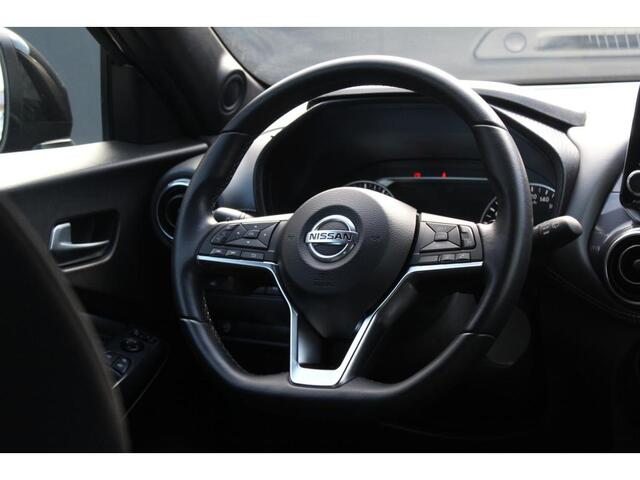 Nissan JUKE 1.0 DIG-T N-Connecta | Incl. 12 maanden garantie | Parkeercamera | Parkeersensoren | Cruise control | Climate control | Bluetooth | Airco | Lichtmetalen velgen | DAB