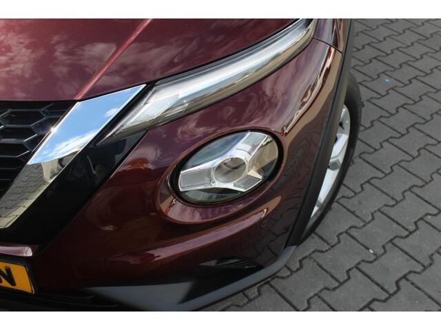 Nissan JUKE 1.0 DIG-T N-Connecta | Incl. 12 maanden garantie | Parkeercamera | Parkeersensoren | Cruise control | Climate control | Bluetooth | Airco | Lichtmetalen velgen | DAB