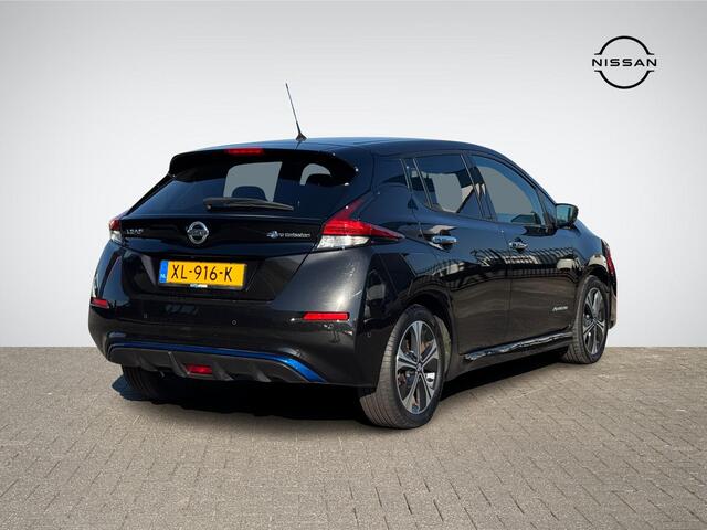 Nissan LEAF Tekna 40 kWh | Park. Assist | Adapt. Cruise Control | 360° Camera | Dodehoek Detectie | Stuur- + Stoelverwarming | Rijklaarprijs!