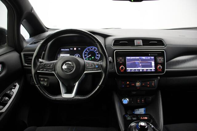 Nissan LEAF 2.Zero Edition 40kWh - Camera, Stoel/stuur verwarm. SOH 100%